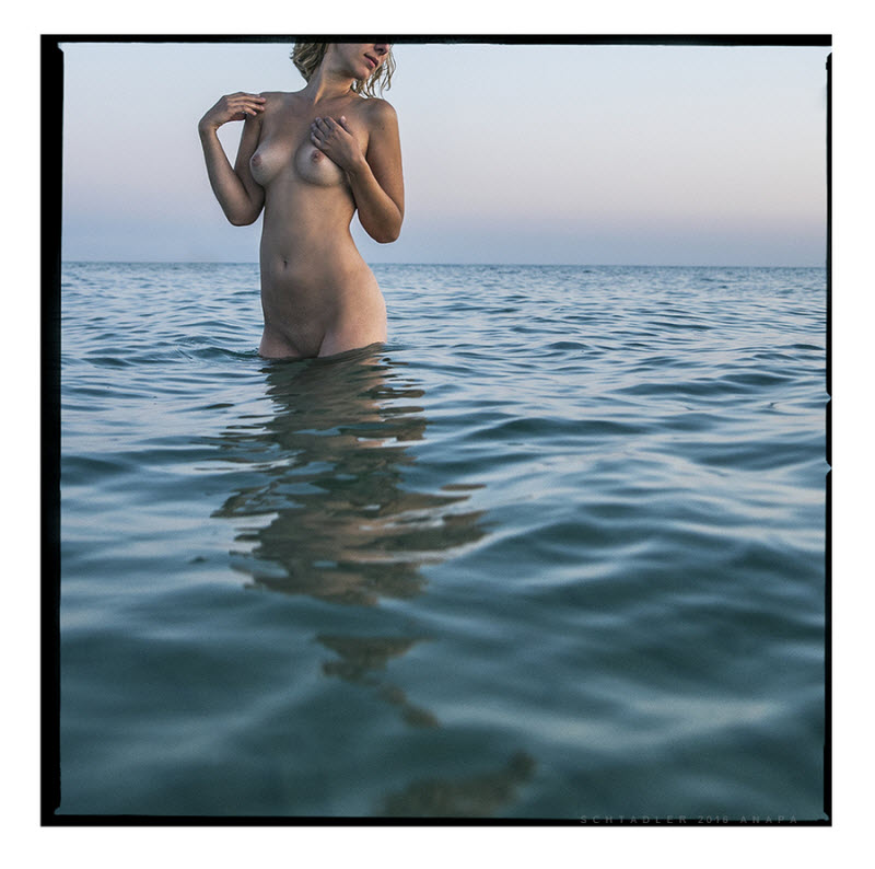 Обнаженные девушки на снимках Павела Алексеева