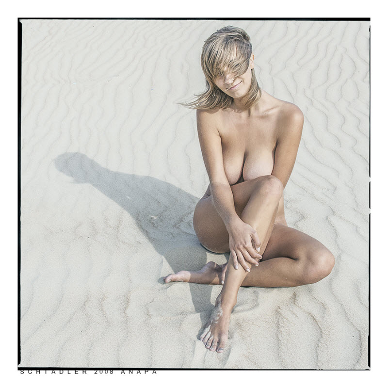 Обнаженные девушки на снимках Павела Алексеева