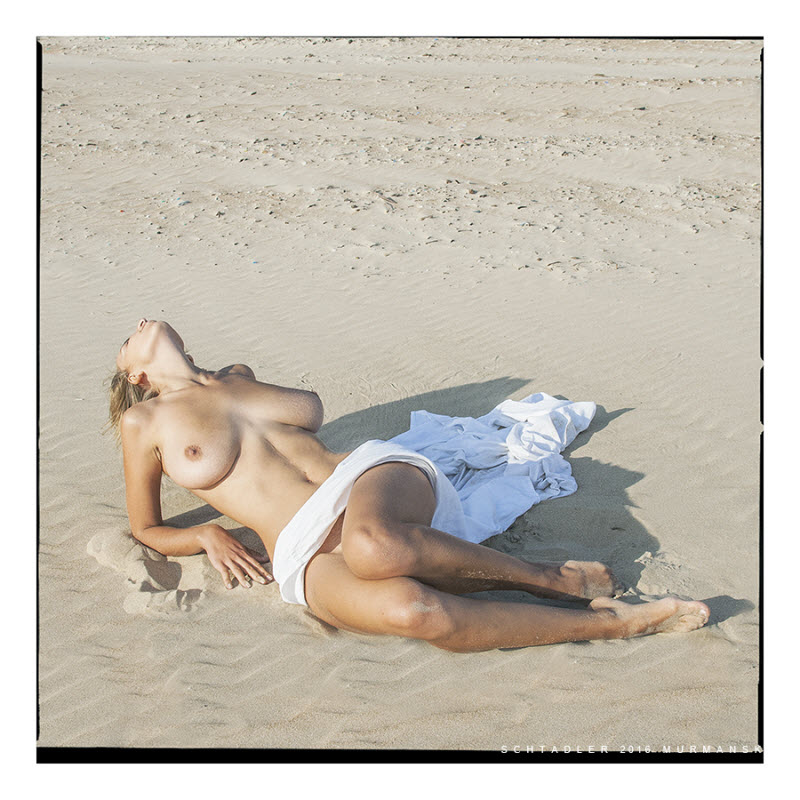 Обнаженные девушки на снимках Павела Алексеева