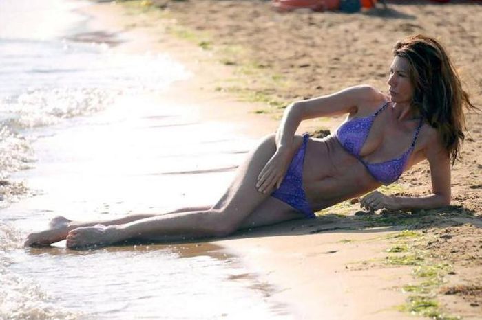 Сколько ей лет?