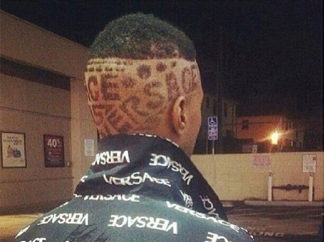 Странная мода