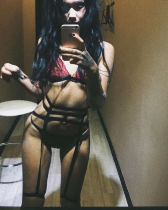 Айжан Байзакова - скандально известная модель из Казахстана