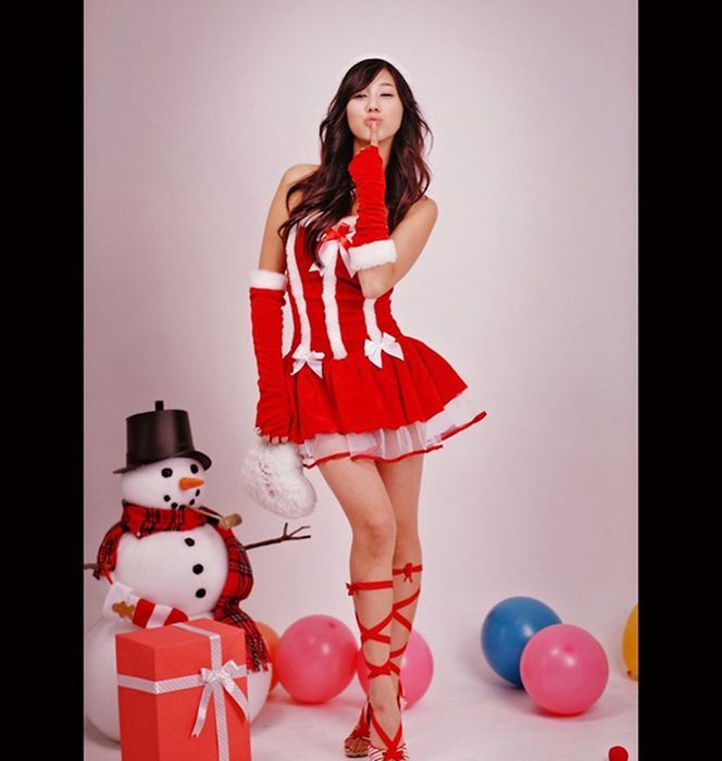 Новогодние девчонки