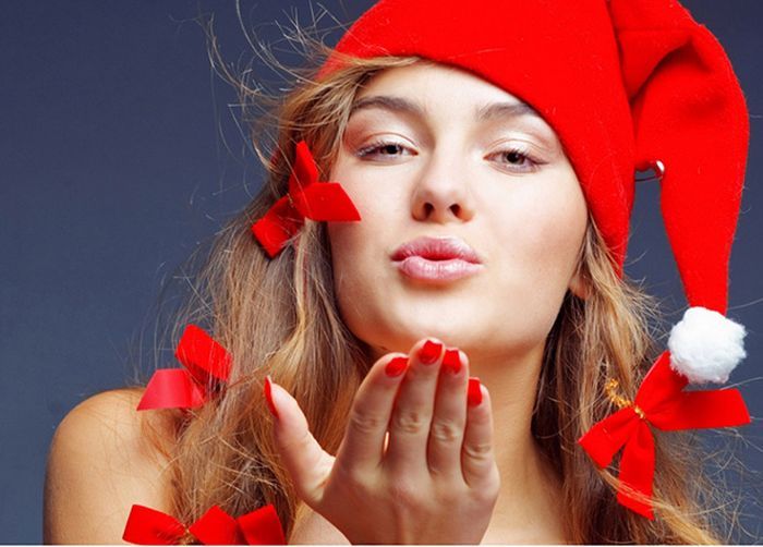 Новогодние девчонки