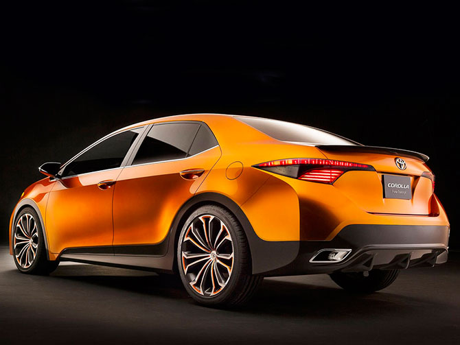 Детройтский автосалон 2013 (32 фото) Детройтский автосалон 2013 (32 фото)