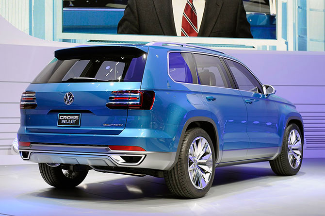 Детройтский автосалон 2013 (32 фото) Детройтский автосалон 2013 (32 фото)