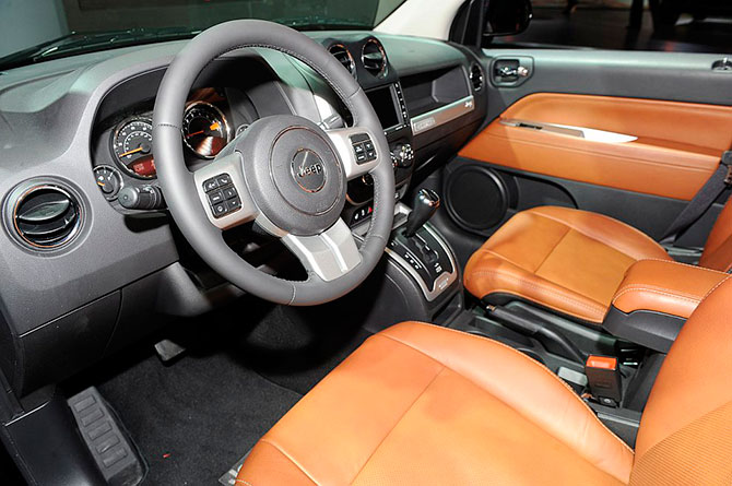 Детройтский автосалон 2013 (32 фото) Детройтский автосалон 2013 (32 фото)