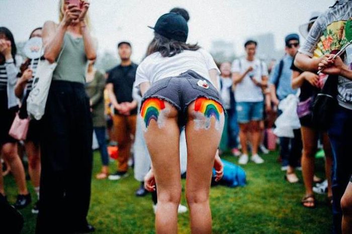 Забавные девушки