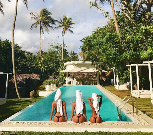 Групповые фото прелестных девушек