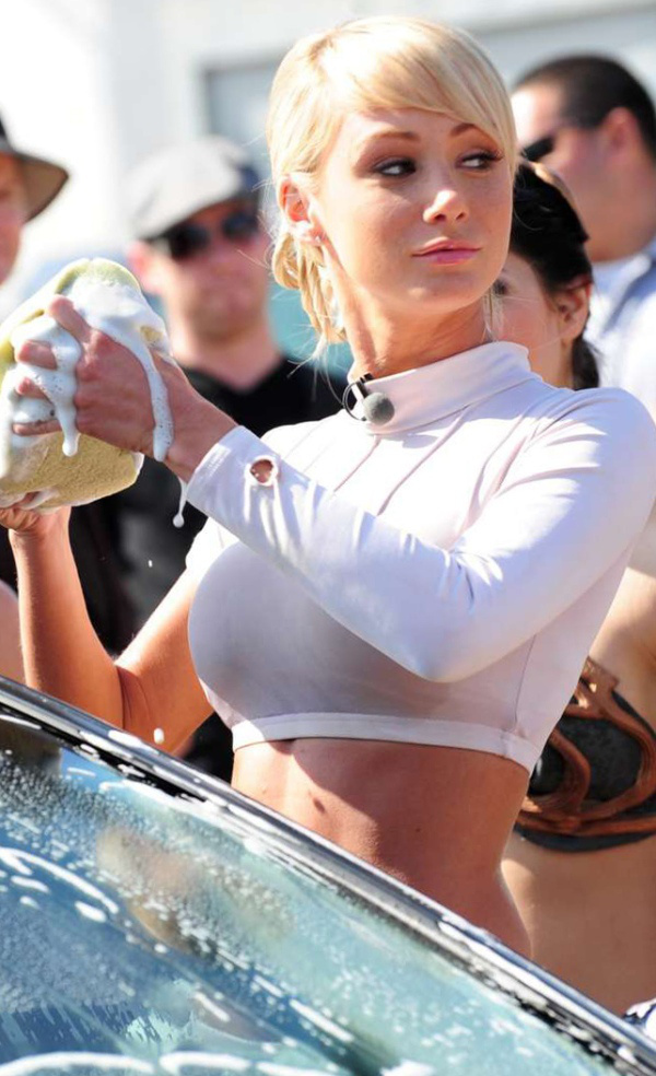 Горячая автомойка