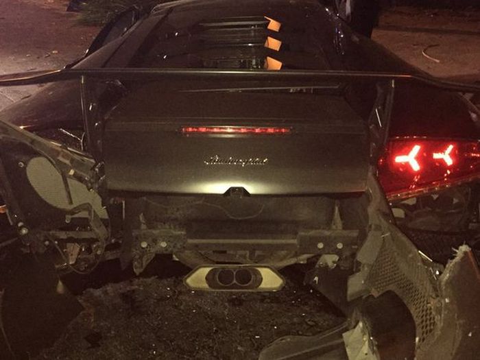 Взял Lamborghini Murcielago у друга на вечер