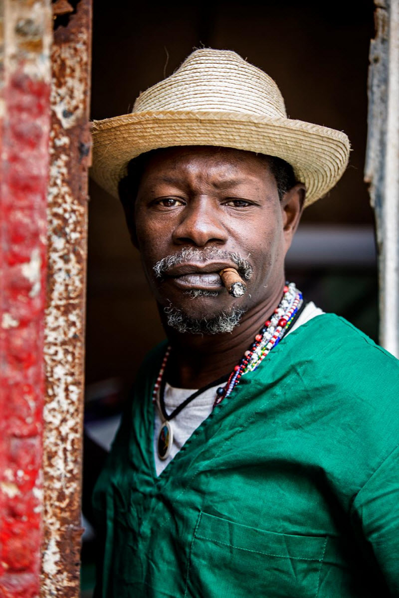 Фотограф объехал 84 страны, чтобы показать лица людей со всех уголков мира