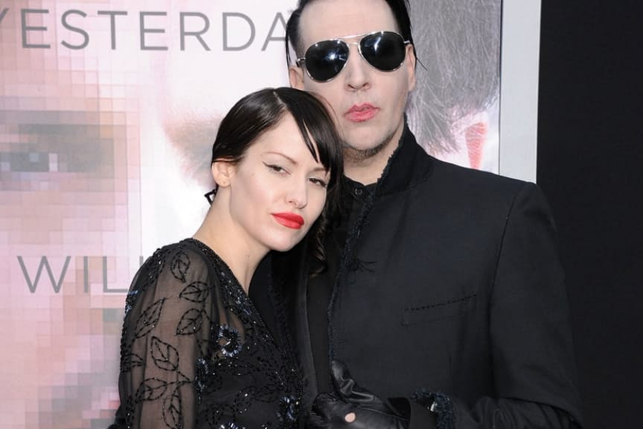 Самые сексуальные жены и подруги рок-музыкантов Самые сексуальные жены и подруги рок-музыкантов