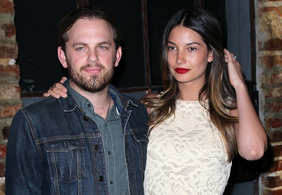 Самые сексуальные жены и подруги рок-музыкантов Самые сексуальные жены и подруги рок-музыкантов