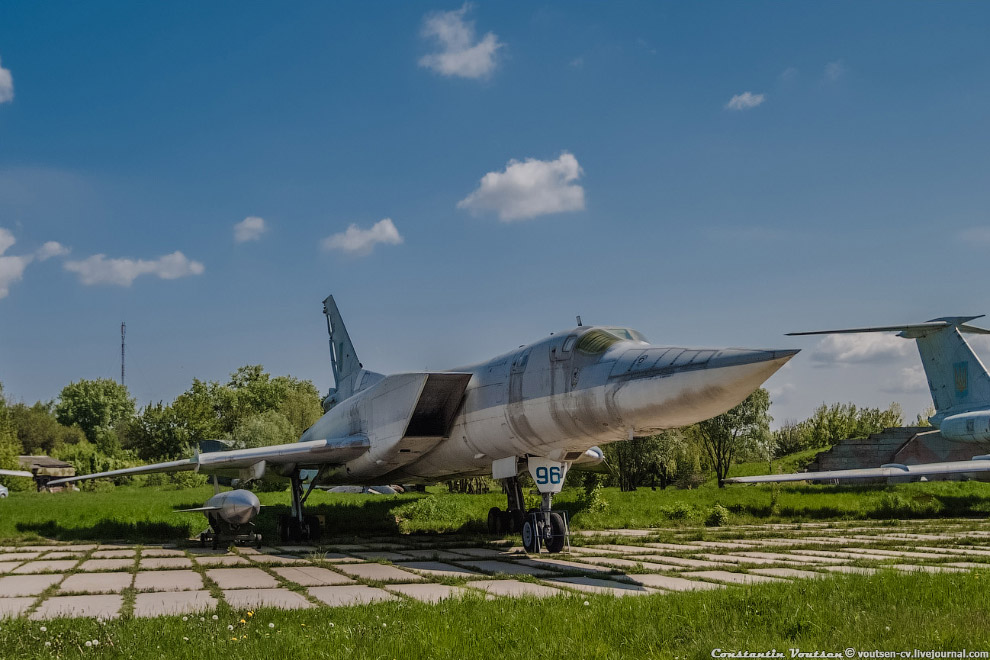 Государственный музей авиации Украины