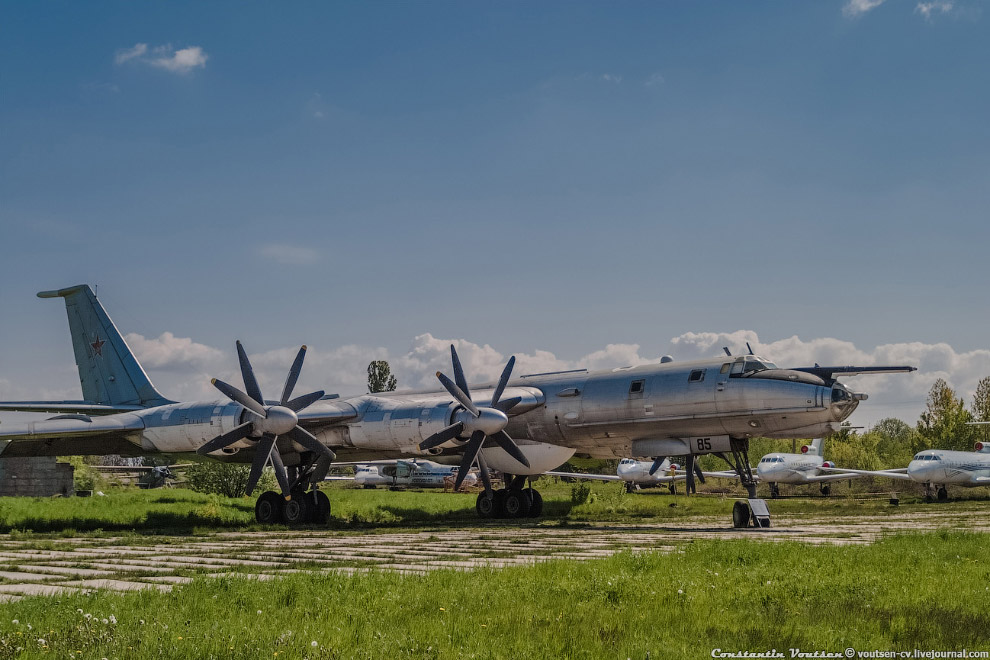 Государственный музей авиации Украины