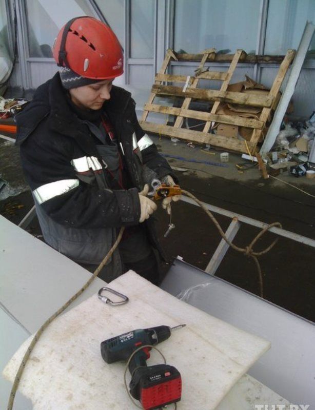 Монтажник - альпинист (10 фото)