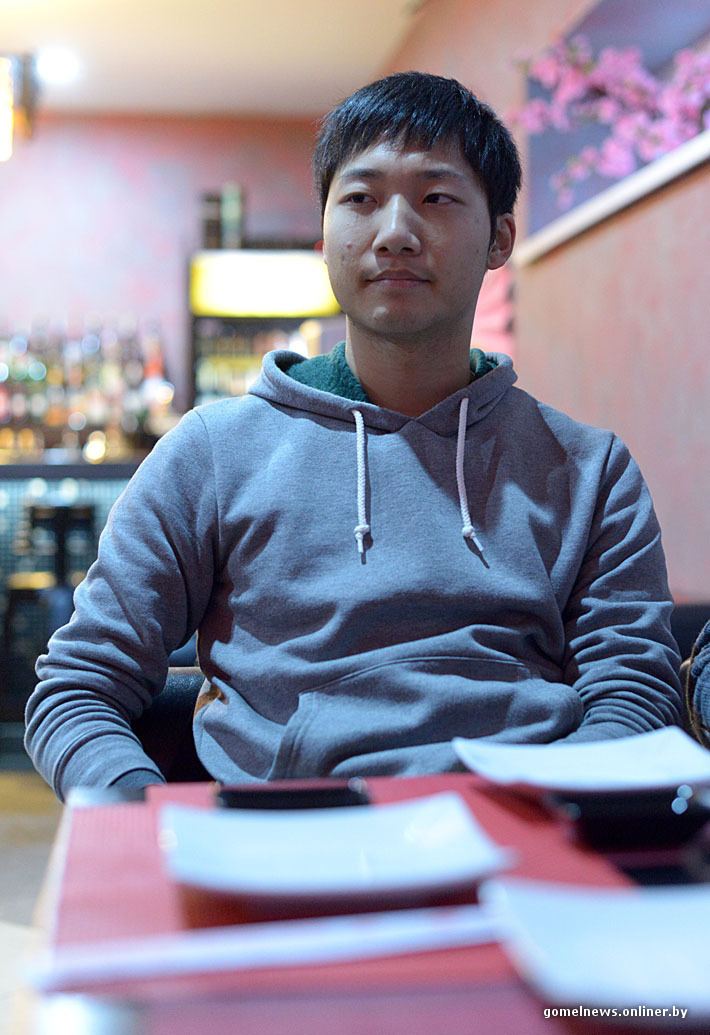 Эксперимент: настоящий японец пробовал настоящие гомельские суши