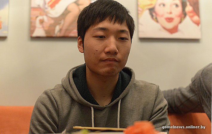 Эксперимент: настоящий японец пробовал настоящие гомельские суши