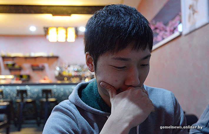 Эксперимент: настоящий японец пробовал настоящие гомельские суши