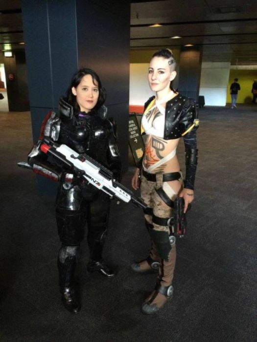 Фото с косплей-вечеринок