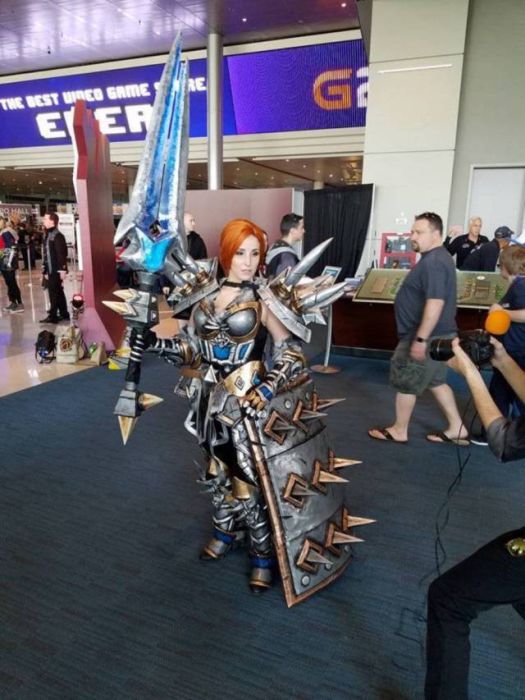 Фото с косплей-вечеринок