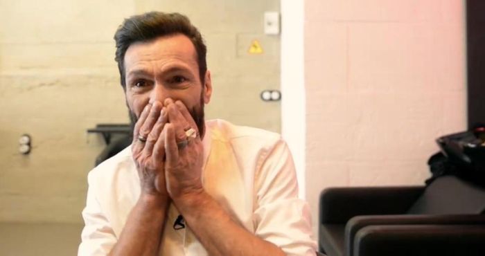 Парикмахеры превратили бездомного мужчину в стильного хипстера