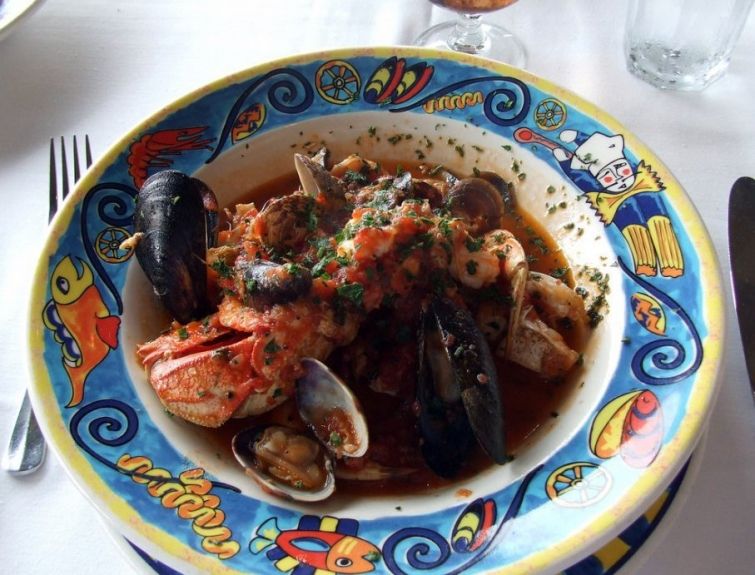 Традиционные блюда разных кухонь мира (23 фото)