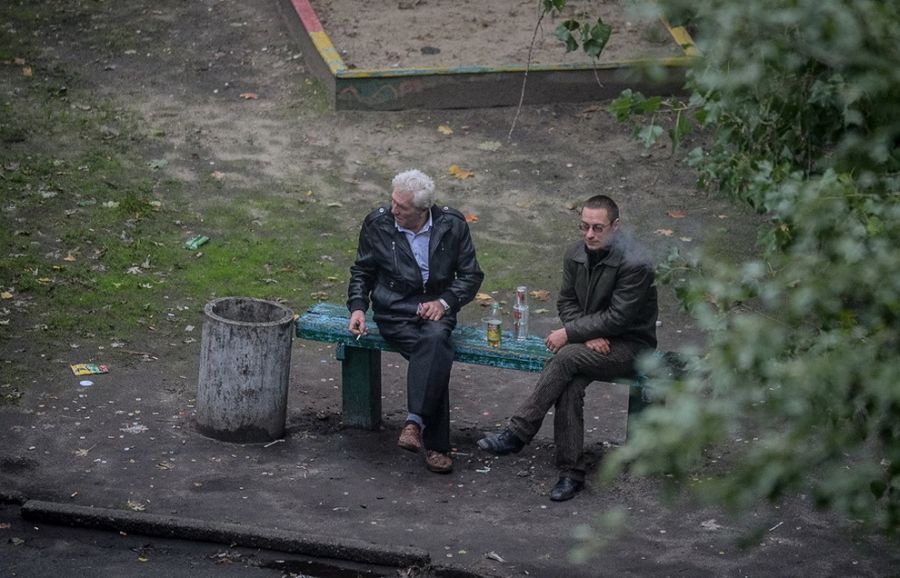 Жизнь на лавочке (23 фото)