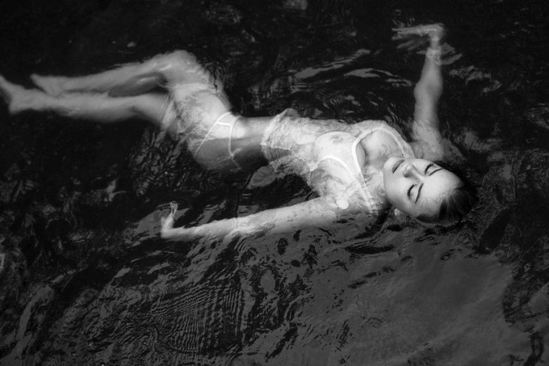 Обнаженка из Калифорнии