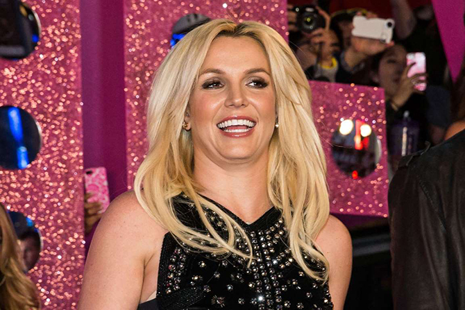 Знаменитости, победившие болезнь или зависимость