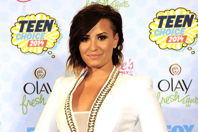 Знаменитости, победившие болезнь или зависимость