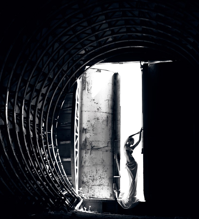 Великолепие женского тела на фотографиях Михаила Судакова