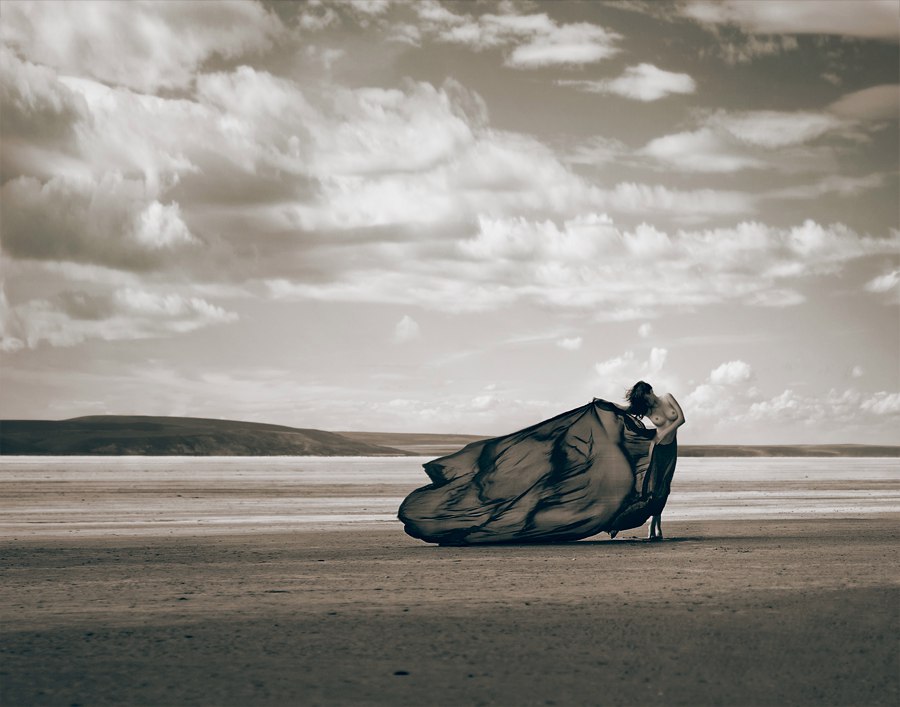 Великолепие женского тела на фотографиях Михаила Судакова