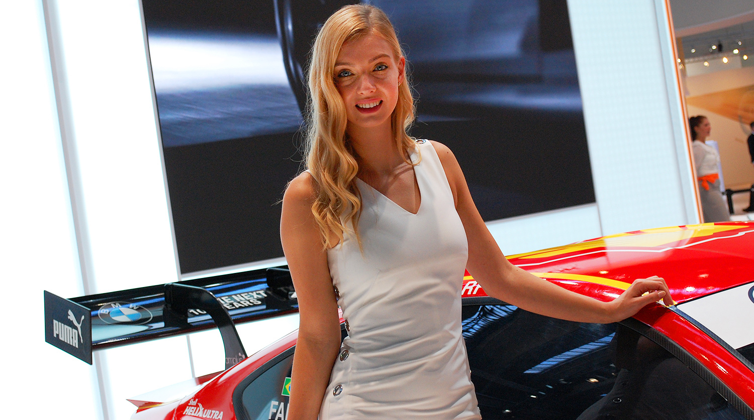 Девушка Франкфуртского автосалона 2017