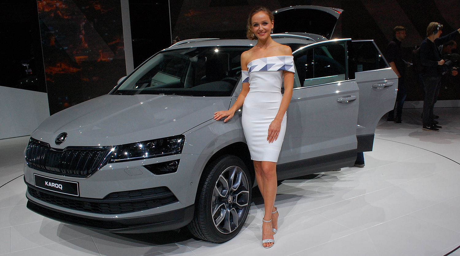 Девушка Франкфуртского автосалона 2017