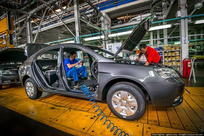 Как собирают автомобили Lifan на заводе Derways