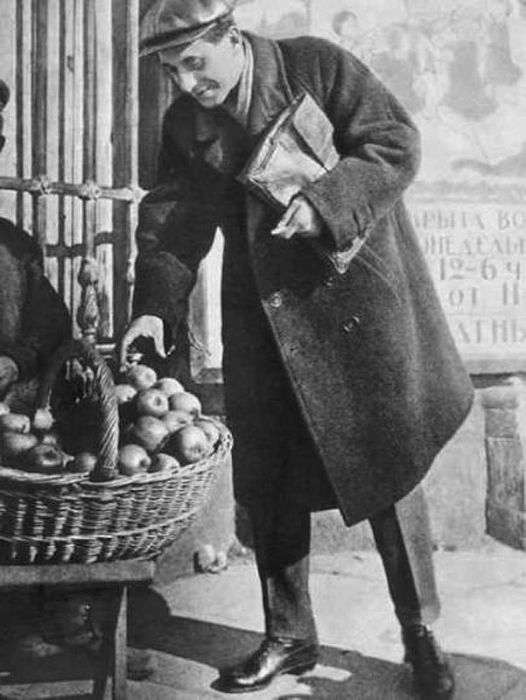 СССР в 30-е и 40-е годы в знаковых работах Бориса Игнатовича