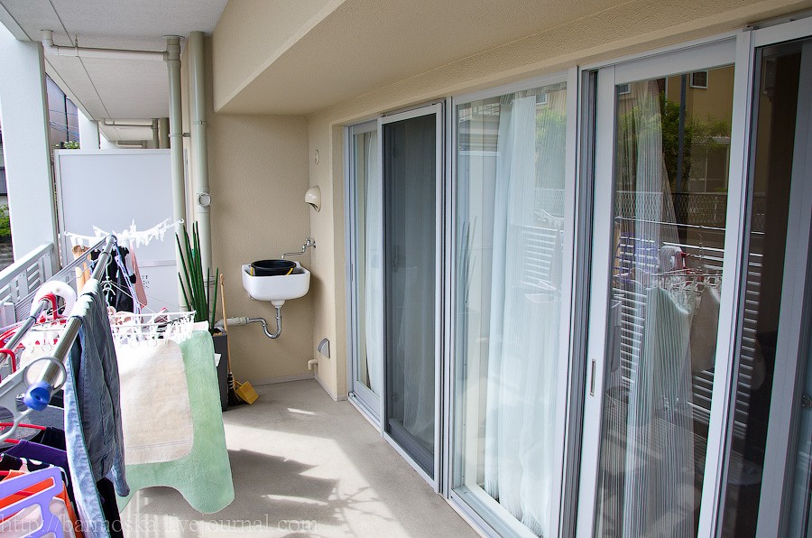 Как живут японские менеджеры средней руки