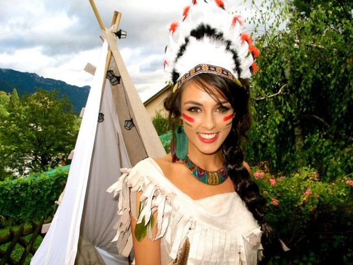 Очень красивые девушки (42 фото)