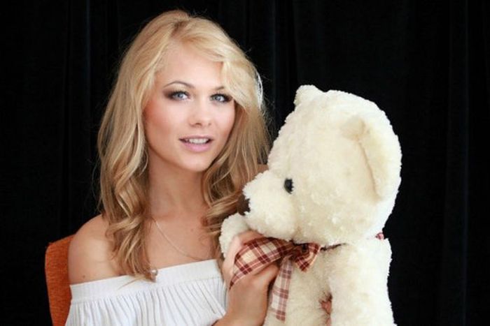 Очень красивые девушки (42 фото)