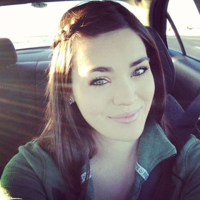 Очень красивые девушки (42 фото)