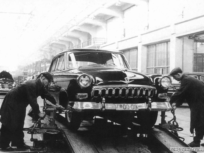 Любопытные факты о шпионских автомобилях КГБ