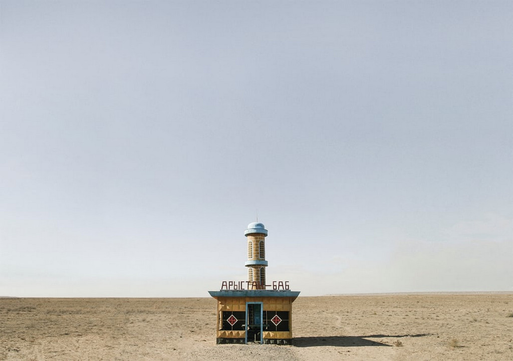 Советские автобусные остановки в объективе канадского фотографа Советские автобусные остановки в объективе канадского фотографа