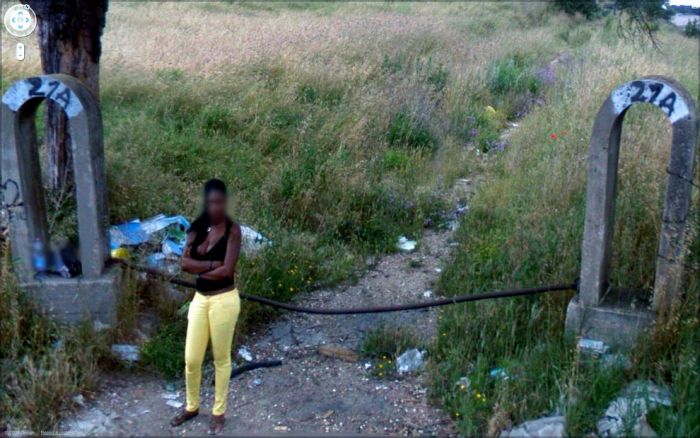 Странные фотографии с Google Street. Часть 2