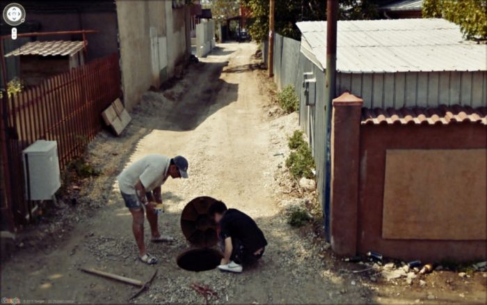 Странные фотографии с Google Street. Часть 2