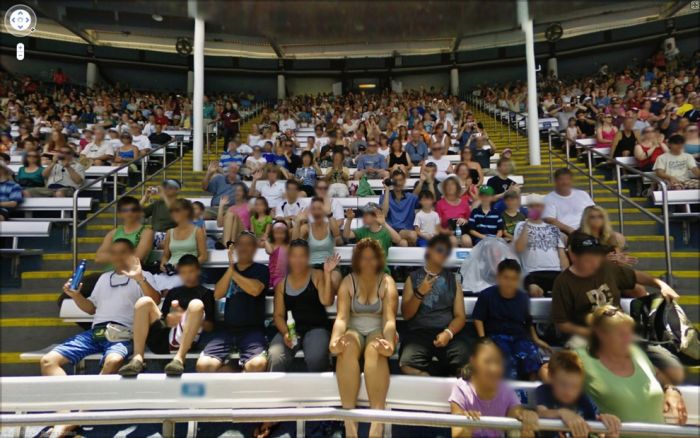 Странные фотографии с Google Street. Часть 2