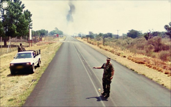 Странные фотографии с Google Street. Часть 2