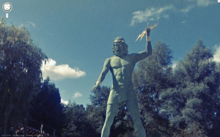 Странные фотографии с Google Street. Часть 2