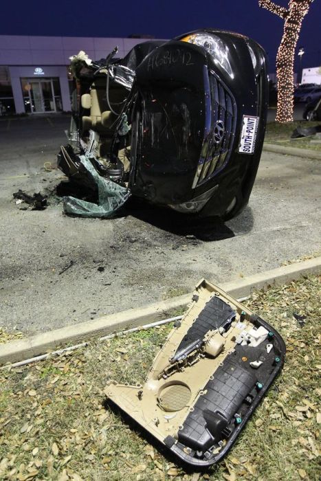 Как разбить 18 новых Hyundai на $700 тысяч (11 фото)